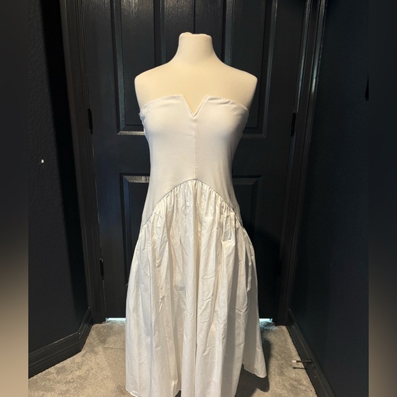 Sophie Rue Cream Strapless Ruched Sundress - Picture 1 of 4